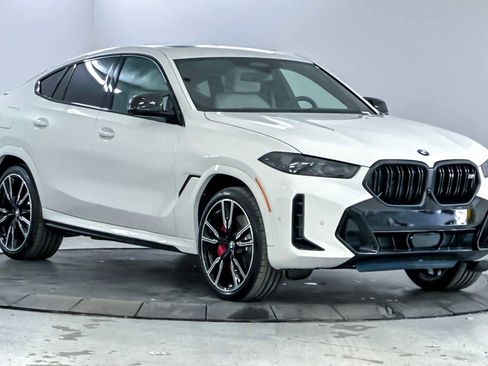 New 2026 BMW X6 M60i image 9