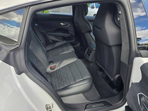 New 2026 Audi S e-tron GT Prestige image 13