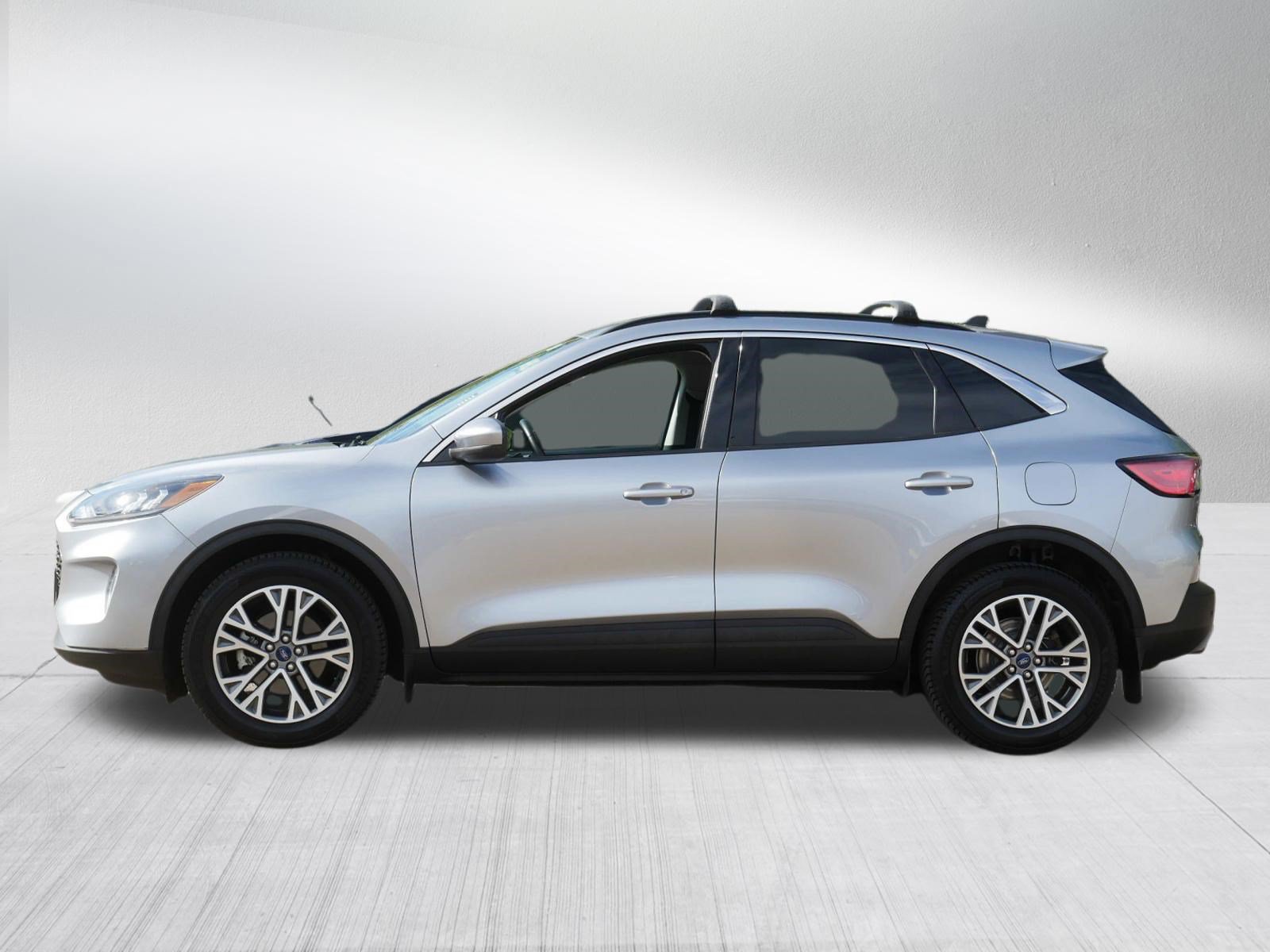 Used 2021 Ford Escape SEL w/ Class II Trailer Tow Package AWD/4WD image 4