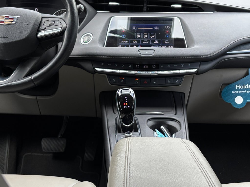 Certified 2023 Cadillac XT4 Premium Luxury FWD image 12