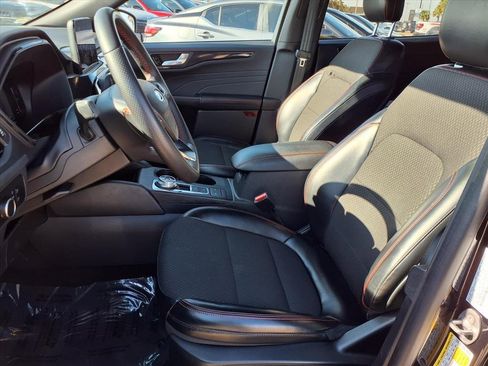 Used 2024 Ford Escape ST-Line image 24