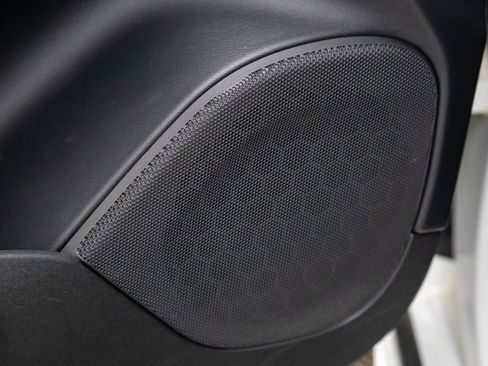 Used 2023 Volvo XC90 B6 Ultimate w/ Protection Package Premier image 14