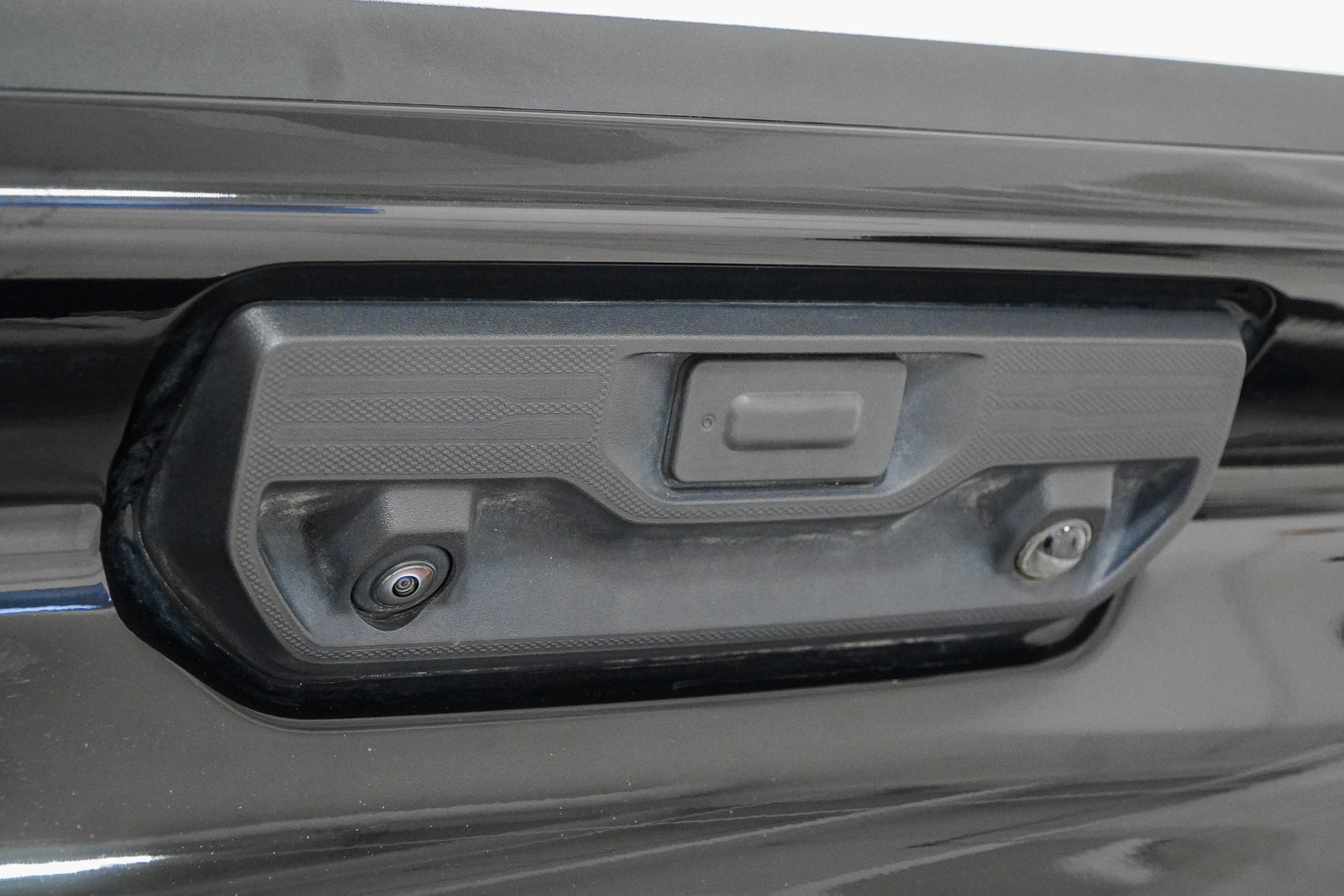 Used 2025 Chevrolet Silverado 1500 LT AWD/4WD image 11