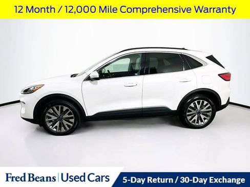 Used 2022 Ford Escape Titanium w/ Class II Trailer Tow Package image 5