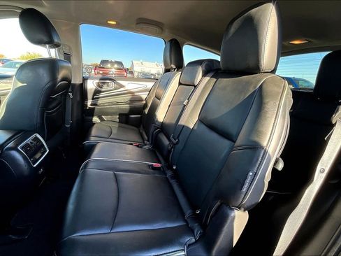 Used 2019 INFINITI QX60 Luxe image 36