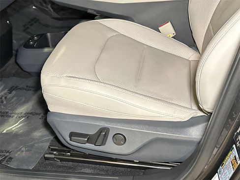 Used 2023 Kia EV6 Wind w/ Wind Technology Package image 22