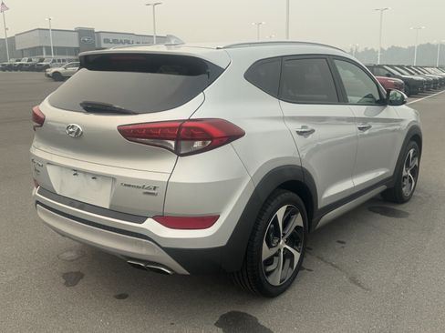 Used 2017 Hyundai Tucson Limited AWD/4WD image 3