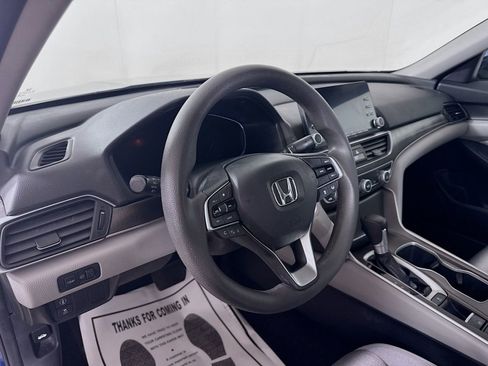 Used 2019 Honda Accord LX image 4