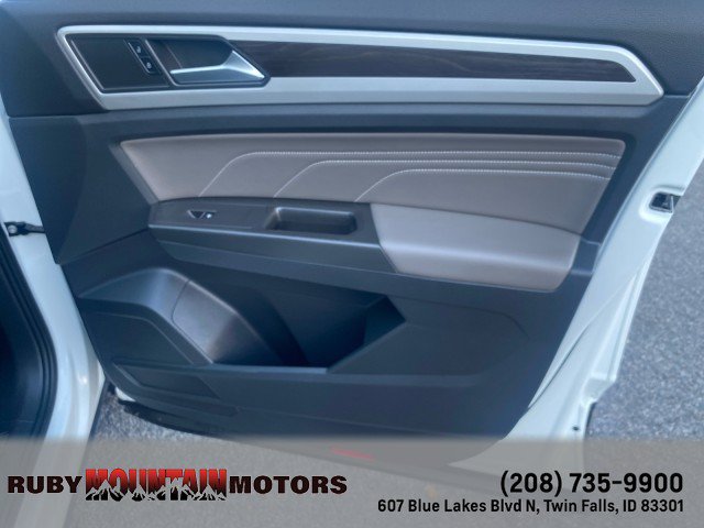 Used 2022 Volkswagen Atlas SE w/ Panoramic Sunroof Package AWD/4WD image 34