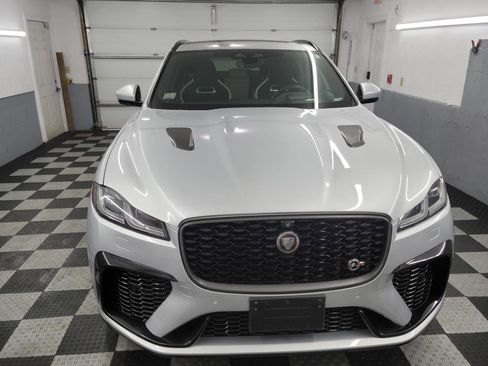 Used 2021 Jaguar F-PACE SVR AWD/4WD image 7