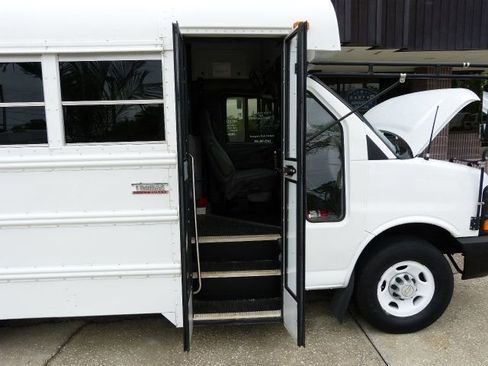 Used 2007 Chevrolet Express 3500 w/ School Bus Package image 17