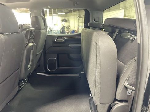 Used 2023 Chevrolet Silverado 1500 LT image 24
