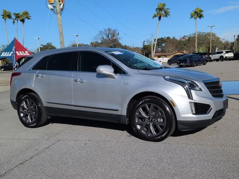 Used 2019 Cadillac XT5 Premium Luxury w/ LPO, Black Ice Package image 2