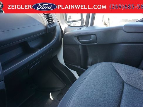 Used 2025 RAM ProMaster 2500 w/ U-Haul Equipment Group FWD image 28