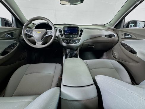 Used 2022 Chevrolet Malibu LS w/ Driver Confidence Package II FWD image 25