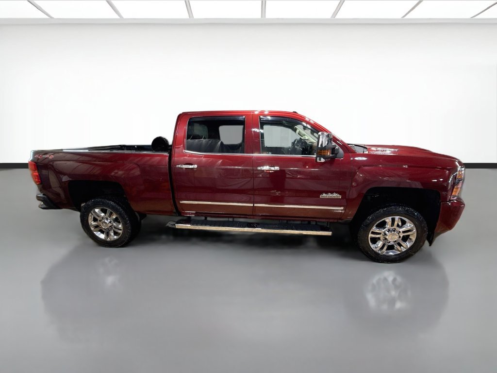Used 2017 Chevrolet Silverado 2500 High Country w/ Duramax Plus Package AWD/4WD image 5