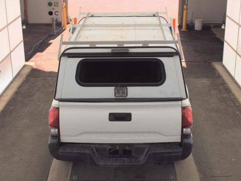 Used 2019 Toyota Tacoma SR RWD image 7