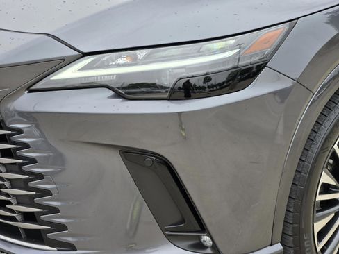 Used 2025 Lexus RX 350 Premium Plus w/ Accessory Package (Z1) FWD image 36