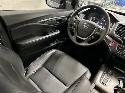 Used 2023 Honda Ridgeline RTL-E image 12
