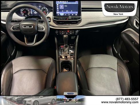 Used 2023 Jeep Compass Latitude AWD/4WD image 15