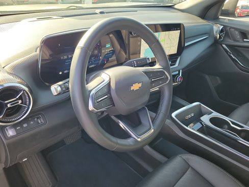 Used 2025 Chevrolet Equinox LT w/ Convenience Package II AWD/4WD image 15