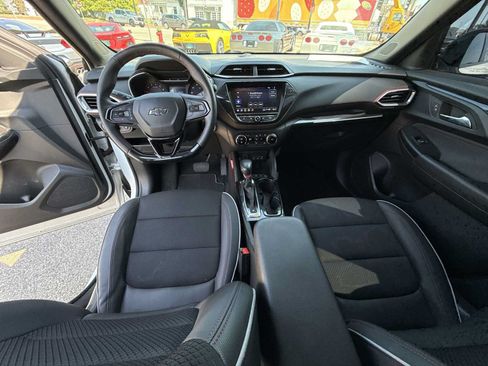 Certified 2023 Chevrolet TrailBlazer RS w/ Convenience Package FWD image 19