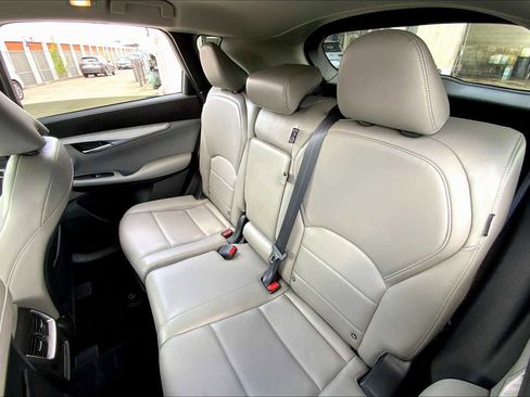 Used 2024 INFINITI QX50 Sensory image 18
