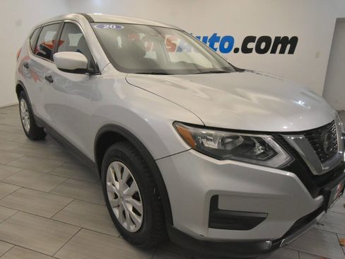 Used 2020 Nissan Rogue S image 7