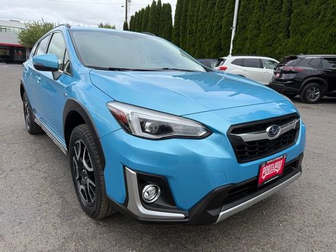 Used 2020 Subaru Crosstrek Hybrid w/ Moonroof Package w/Navigation AWD/4WD image 2