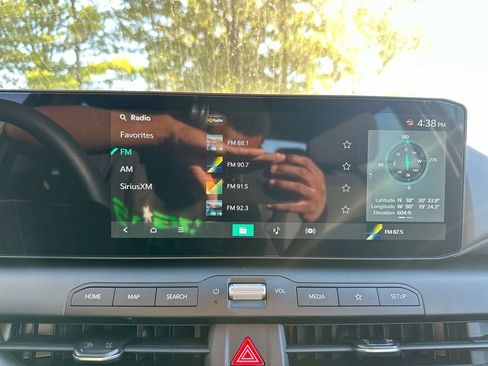 New 2025 Kia K4 LXS image 42