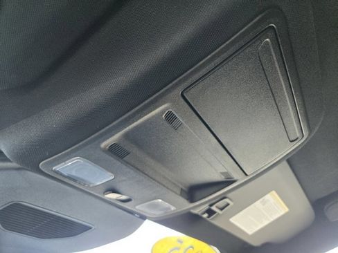 Certified 2025 Ford Escape ST-Line image 6