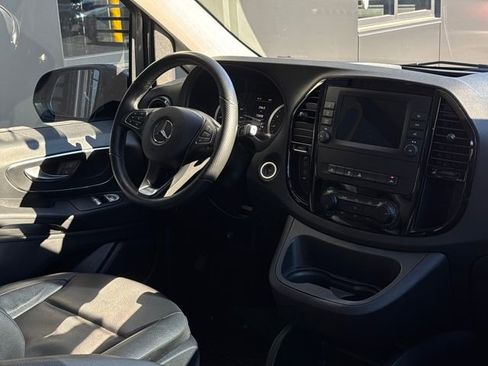 Used 2021 Mercedes-Benz Metris Passenger image 54