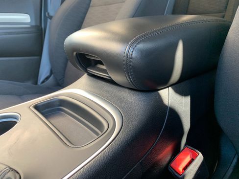 Used 2020 Dodge Durango SXT w/ 3rd Row Seating Group image 21