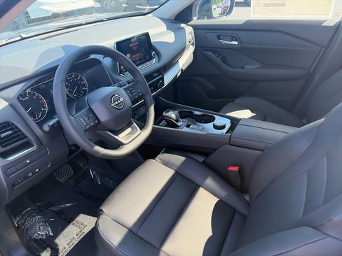 New 2026 Nissan Rogue SV AWD/4WD image 26