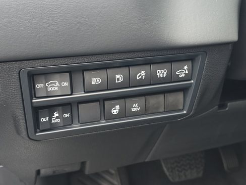 New 2026 Toyota Sequoia Platinum image 29