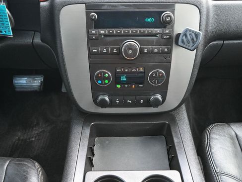 Used 2013 GMC Sierra 2500 SLT w/ SLT Convenience Package AWD/4WD image 33