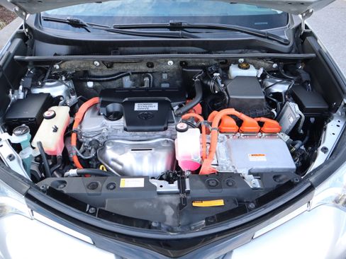 Used 2016 Toyota RAV4 XLE image 31