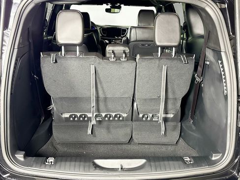 New 2026 Chrysler Pacifica Limited image 21