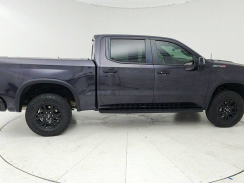 Used 2022 Chevrolet Silverado 1500 ZR2 w/ Technology Package AWD/4WD image 8