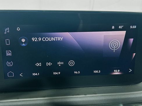 Used 2025 Buick Envista Preferred image 19