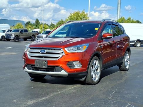 Used 2019 Ford Escape Titanium w/ U9j03 - Titanium Tow Package AWD/4WD image 1