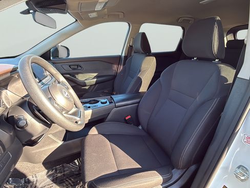 Used 2023 Nissan Rogue S AWD/4WD image 23