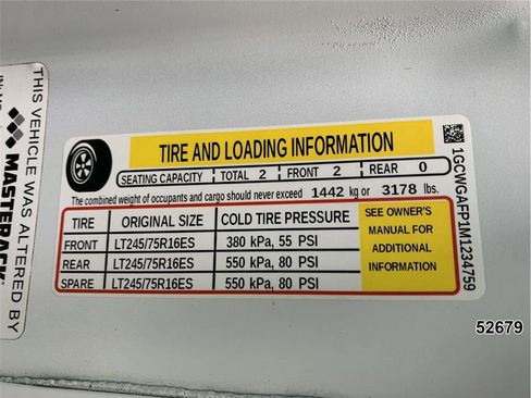 Used 2021 Chevrolet Express 2500 RWD image 16