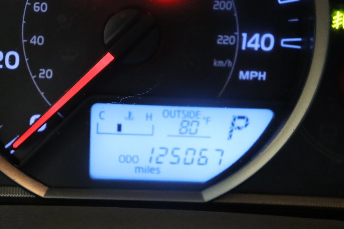 Used 2014 Toyota RAV4 XLE AWD/4WD image 38
