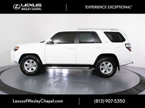 Used 2016 Toyota 4Runner SR5 Premium RWD image 7