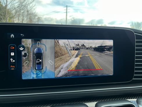 Used 2026 Mercedes-Benz GLS 63 AMG AMG w/ 23 INCH WHEELS, CARBON image 61