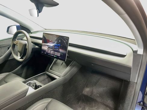 Used 2026 Tesla Model Y Long Range AWD/4WD image 29