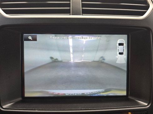 Used 2016 Ford Explorer XLT w/ Equipment Group 201A FWD image 25