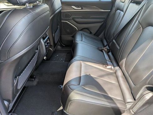 New 2025 Jeep Grand Cherokee Limited w/ Black Appearance Package image 14