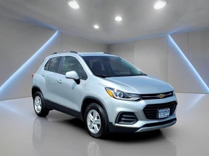 Used 2022 Chevrolet Trax LT w/ Driver Confidence Package